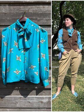 Vintage 70s Teal Silk Floral Print Pussybow Secretary Blouse Medium